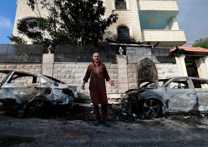 تحقيق لهآرتس يكشف عن سماح الجيش الإسرائيلي للمستوطنين بدخول قرية جيت