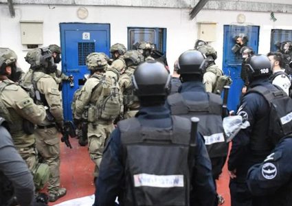 عقوبات انتقامية بحق المعتقلين في عزل سجن "ريمونيم"