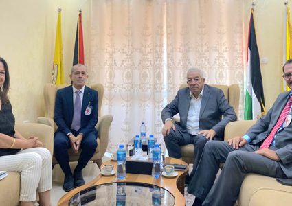 العالول يبحث مع الصليب الاحمر خطورة الأوضاع الإنسانية