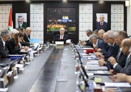 مجلس الوزراء: الحكومة تُعِدّ برنامجا شاملا للإعمار والإنعاش الاقتصادي