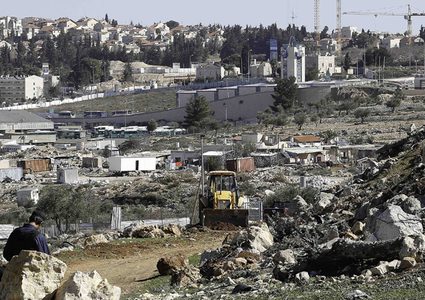 هدم منشآت تجارية في حي وادي الجوز بالقدس المحتلة تمهيدا لمشروع وادي السيلكون