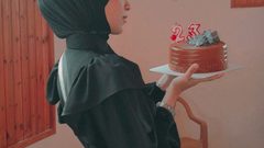 الطالبة دينا الملاحي رحلة الانبعاث من تحت تحت الركام وحلم لا يموت