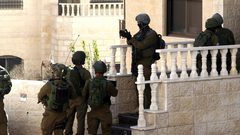 الاحتلال يداهم منازل في بلدة نحالين غرب بيت لحم