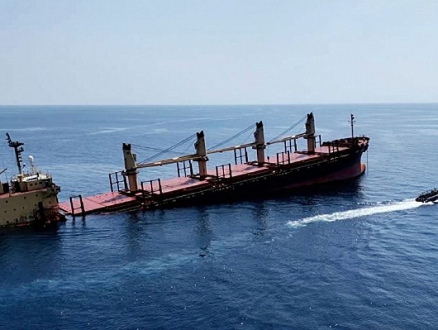 وزارة الشحن اليونانية: ناقلة منتجات نفطية تعرضت لهجوم قبالة اليمن