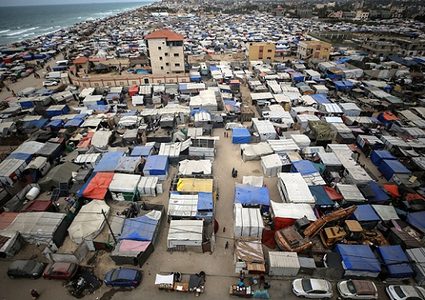 الأمم المتحدة: 30 ألف فلسطيني في كل كيلو متر مربع بمواصي غزة
