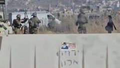 الاحتلال يعتقل فتاة من طوباس عند حاجز بيت فوريك شرق نابلس