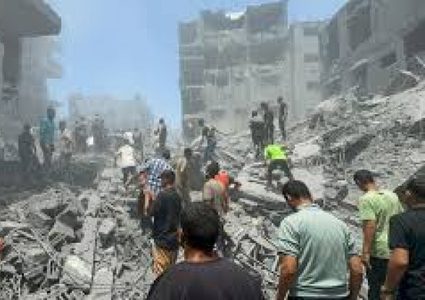 السفير الحسيني يطالب السلطات المجرية بالضغط على الاحتلال لوقف حرب الإبادة