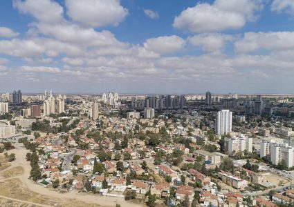 بئر السبع: شرطة الاحتلال تعتقل طبيب عربي بتهمة الانتماء إلى داعش