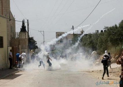 إصابات بالاختناق خلال مواجهات في كفر قدوم
