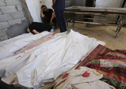 ٣ شهداء في قصف الاحتلال شقة سكنية في النصيرات