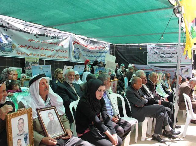 اعتقال مواطنة وابنتها من داخل خيمة اعتصام غرب بيت لحم