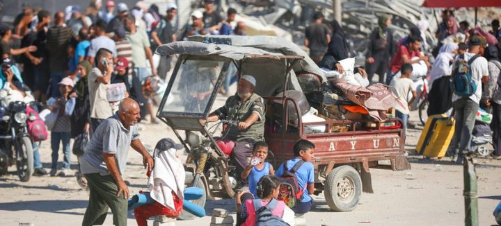 بلدية دير البلح : تهجير 250 ألف شخص في دير البلح خلال 72 ساعة