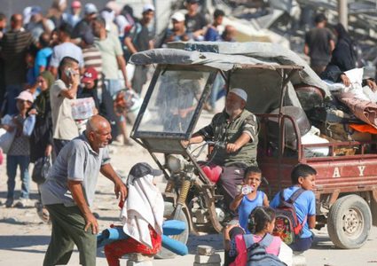 بلدية دير البلح : تهجير 250 ألف شخص في دير البلح خلال 72 ساعة