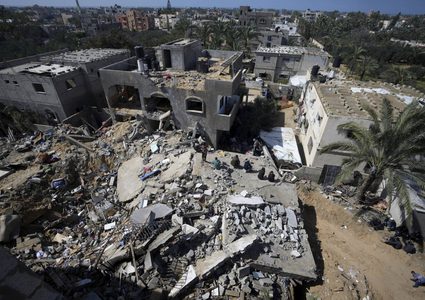 8 شهداء في قصف الاحتلال لعبسان الكبيرة وحي الزيتون في قطاع غزة