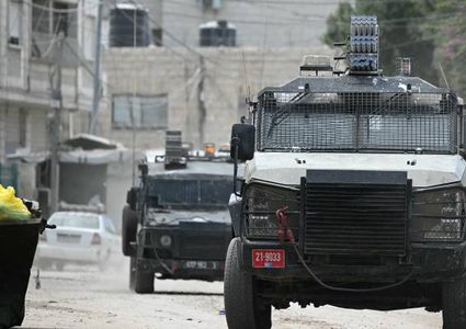 استشهاد ثلاثة شبان في قصف للاحتلال ببلدة الزبابدة