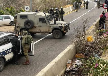 الاحتلال يعيق حركة المواطنين في اللبن الشرقية