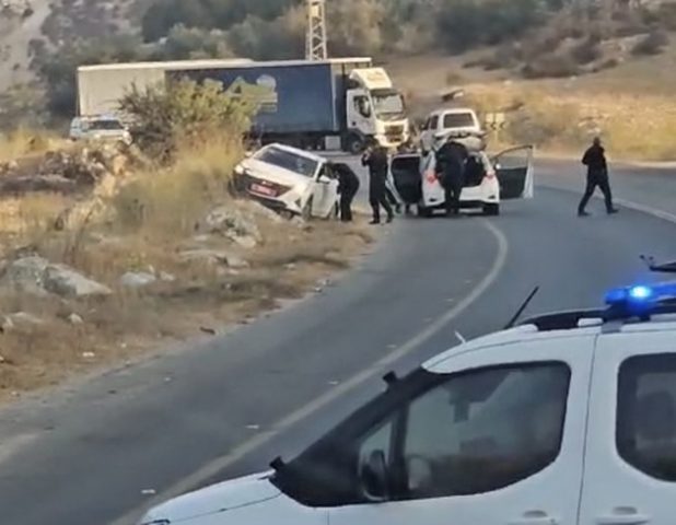الاحتلال يزعم مقتل 3 عناصر من الشرطة في عملية إطلاق نار غرب الخليل