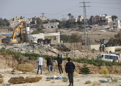 الاحتلال يهدم منزلا في قرية الديوك التحتا غرب أريحا