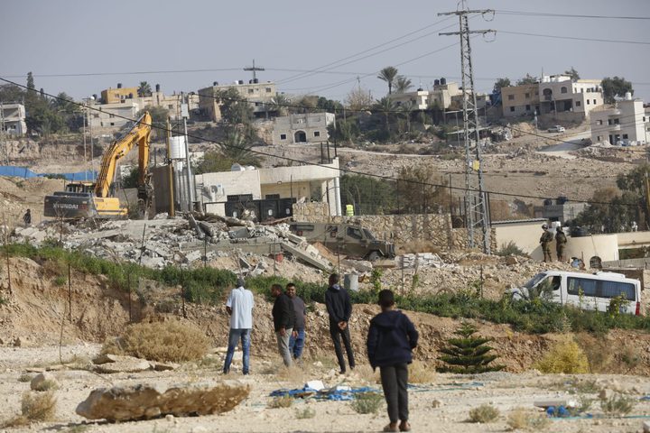 الاحتلال يهدم منزلا في قرية الديوك التحتا غرب أريحا