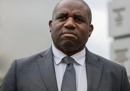 وزير الخارجية البريطاني: سنعلق 30 رخصة تصدير أسلحة لإسرائيل يستخدم بعضها في غزة