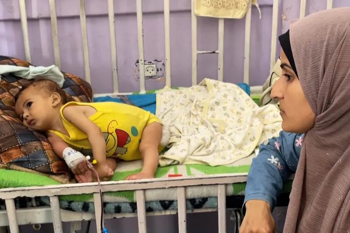 أطباء بلا حدود: التدمير الإسرائيلي وراء ظهور شلل الأطفال مجددا في غزة