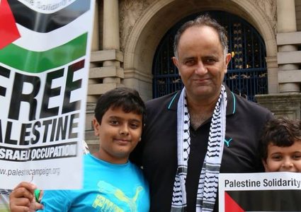 ناشط فلسطيني يجول عدة مدن بريطانية لعرض فليم عن انتهاكات الاحتلال بحق الصيادين