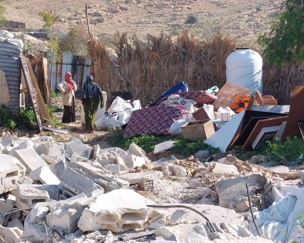 الاحتلال يهدم بركسا زراعيا في الجفتلك شمال أريحا