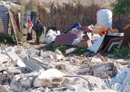 الاحتلال يهدم بركسا زراعيا في الجفتلك شمال أريحا