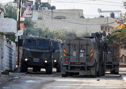 جيش الاحتلال يمدد العملية العسكرية في جنين ويهدد باجتياح واسع للضفة