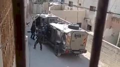 الاحتلال يحاصر منزلاً في بلدة اليامون غرب جنين