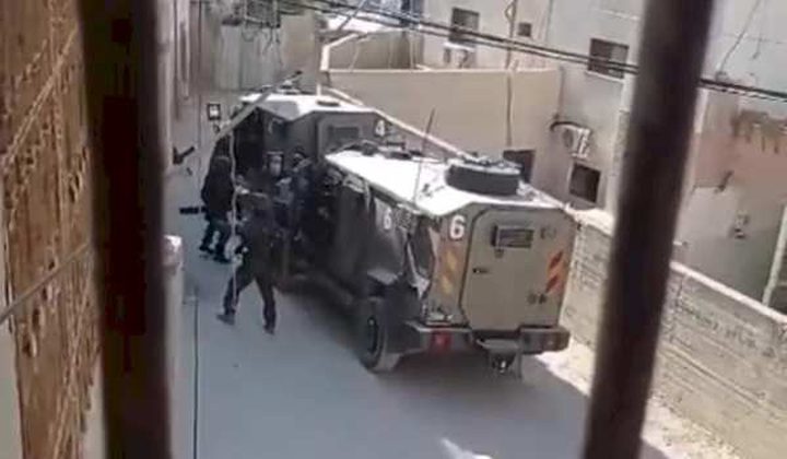 الاحتلال يحاصر منزلاً في بلدة اليامون غرب جنين