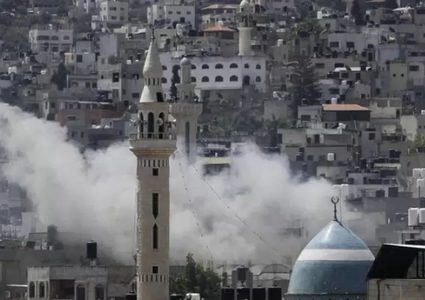 قوات الاحتلال تحاصر مسجد الانصار في مخيم جنين