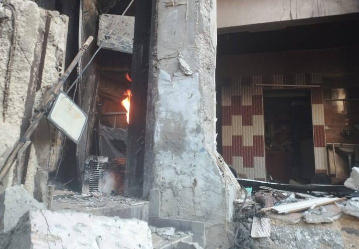 قوات الاحتلال تفجّر منزل المطارد طارق الدوش خلال العدوان على مخيم طولكرم