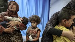 الاحتلال يمنع دخول الفرق الطبية التابعة لحملة التطعيم ضد شلل الأطفال إلى غزة