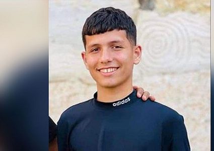 تشييع جثمان الطفل محمد كنعان في مخيم طولكرم