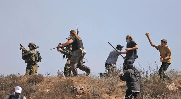 مستوطنون يهاجمون تجمع عرب المليحات بالأغوار