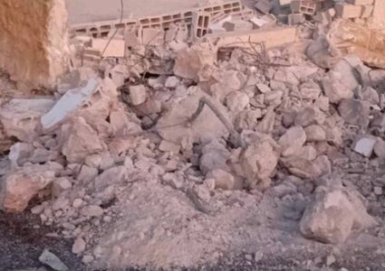 الاحتلال يهدم 45 مسكنا زراعيا في منطقة الطيبة غرب الخليل