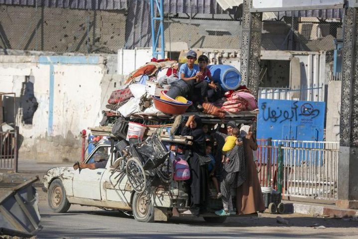 الاحتلال يجبر المواطنين على النزوح قسرا من شمال غرب غزة
