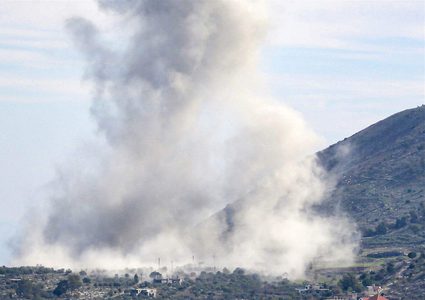 لبنان: شهيد وجريحان في غارة اسرائيلية على البقاع الغربي