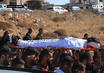 أهالي محافظة طوباس يشيعون شهداءهم الخمسة جراء قصف الاحتلال