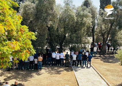 40 ألفا يؤدون صلاة الجمعة في المسجد الأقصى