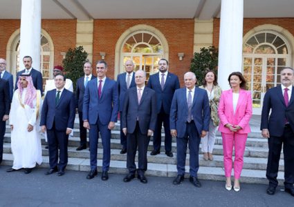 بيان مدريد يؤكد الالتزام بحل الدولتين والانسحاب الكامل من غزة