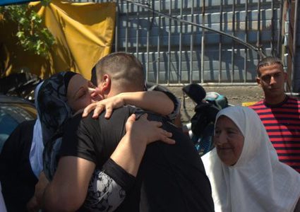 الاحتلال يفرج عن 9 معتقلين من قطاع غزة