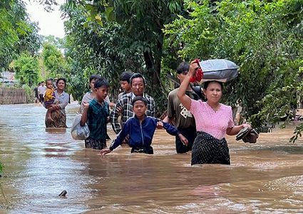 ارتفاع حصيلة ضحايا الفيضانات في بورما إلى 74 قتيلًا