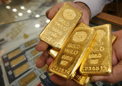 الذهب عند قمة سعرية جديدة فوق 2616 دولارا للأونصة