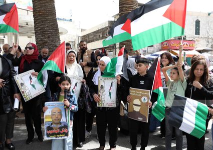 وقفة نصرة لغزة ومساندة للمعتقلين في نابلس