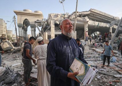 ثلاثة شهداء بقصف الاحتلال منزلا في مدينة غزة