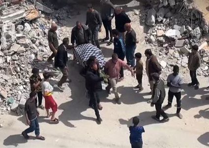 انتشال 4 شهداء من خربة العدس شمال رفح