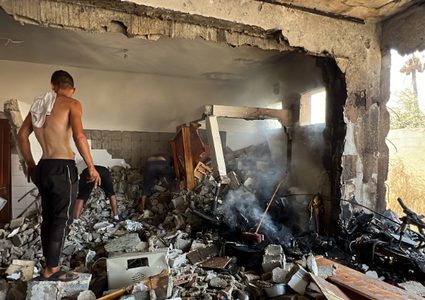 شهيدان وجرحى في قصف الاحتلال وسط وجنوب قطاع غزة