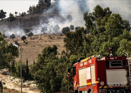 إسرائيل تعمل على إخماد حريق اندلع في "بيت هيلل" إثر سقوط المسيرات